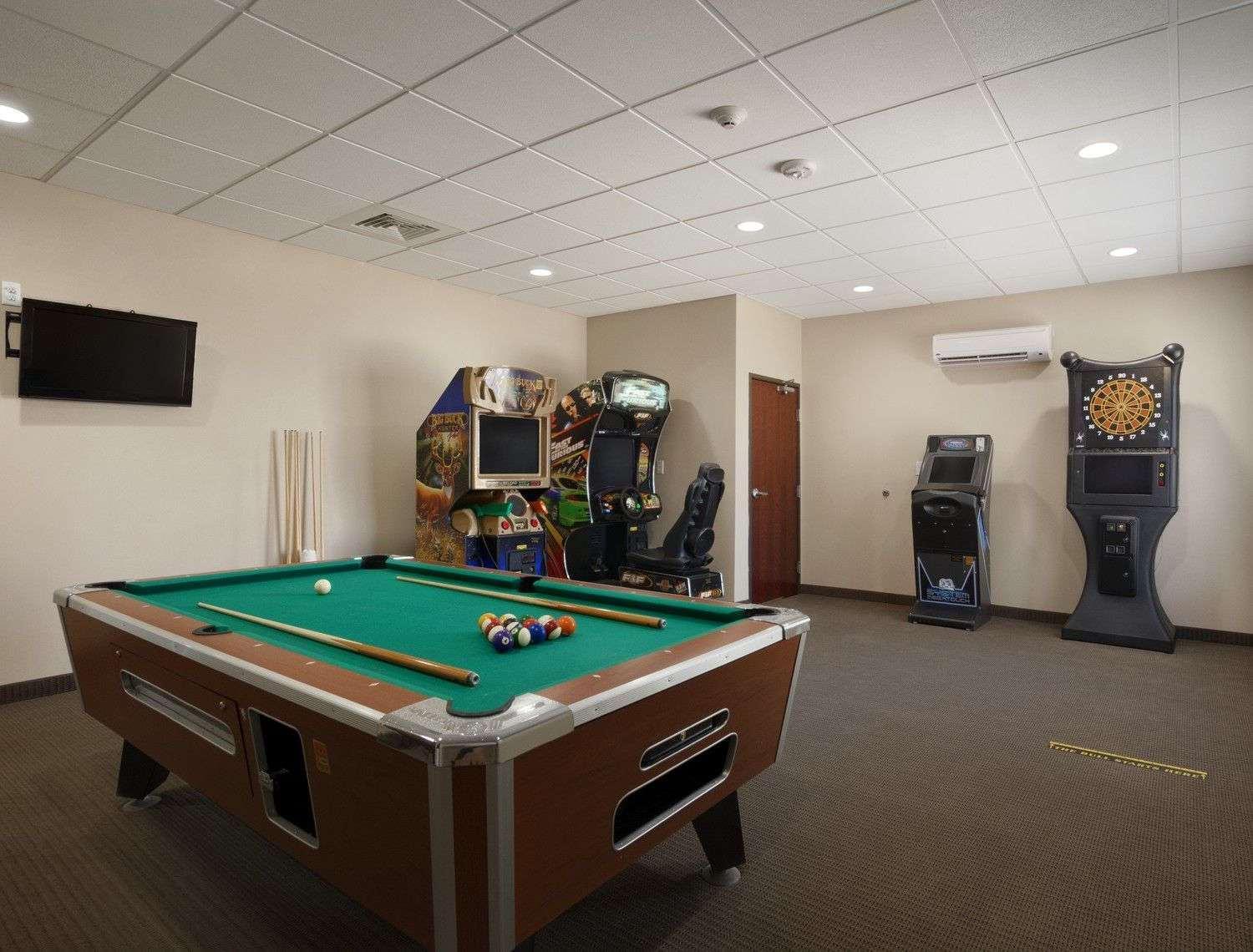 Petrostay Inn & Suites Cotulla Exteriör bild